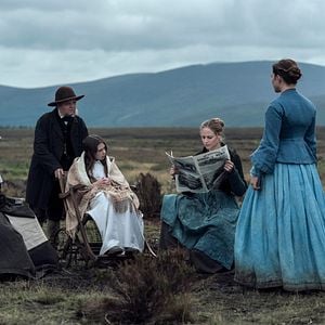 Fotoğraf Niamh Algar