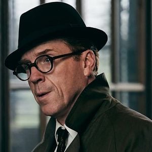 Fotoğraf A Spy Among Friends