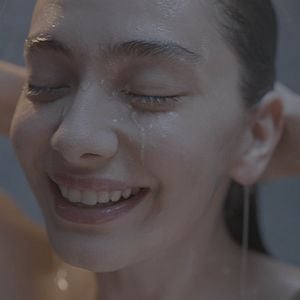 Fotoğraf Aaahh Belinda