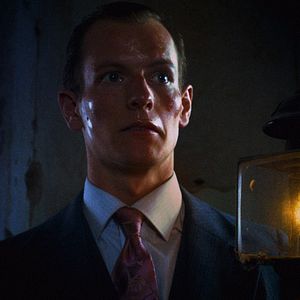 Fotoğraf Dawn Breaks Behind The Eyes