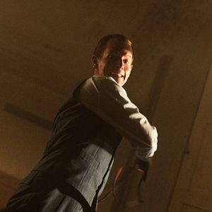 Fotoğraf Dawn Breaks Behind The Eyes