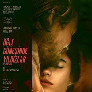 Fotoğraf Öğle Güneşinde Yıldızlar