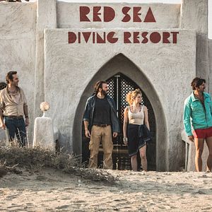 Fotoğraf Haley Bennett