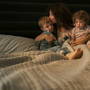 Fotoğraf Sarah Shahi