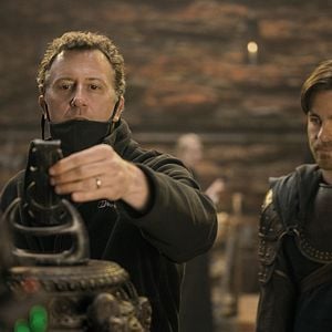 Fotoğraf Zindanlar ve Ejderhalar: Hırsızlar Arasındaki Onur