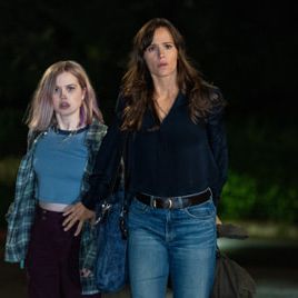 Fotoğraf The Last Thing He Told Me