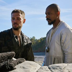 Fotoğraf Iain De Caestecker