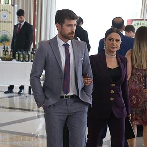 Fotoğraf Üç Kız Kardeş