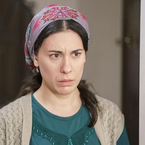 Fotoğraf Camdaki Kız