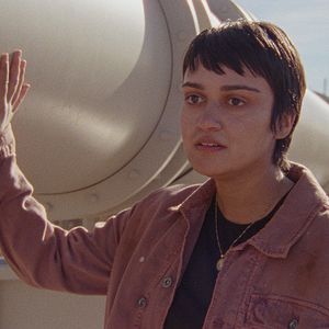 Fotoğraf Ariela Barer