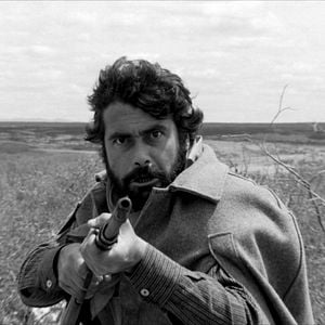 Fotoğraf Black God, White Devil