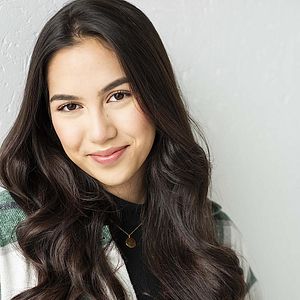 Fotoğraf Hazel Wallace