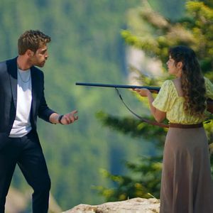 Fotoğraf Vermem Seni Ellere