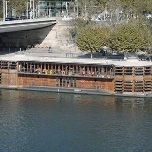 Fotoğraf Sur l'Adamant