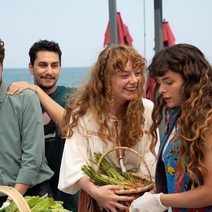 Fotoğraf Vermem Seni Ellere