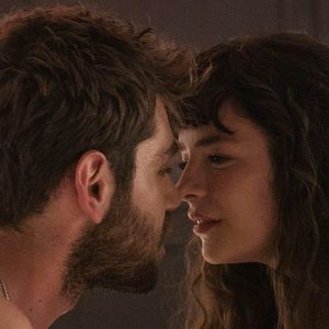 Fotoğraf Vermem Seni Ellere