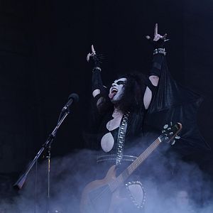 Fotoğraf Spinning Gold