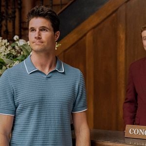 Fotoğraf Robbie Amell