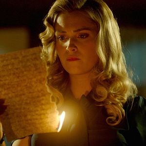 Fotoğraf Eliza Taylor