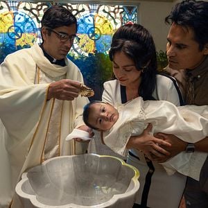 Fotoğraf A Million Miles Away