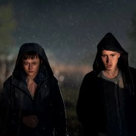 Fotoğraf A Murder at the End of the World