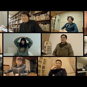 Fotoğraf Yellow Door: '90s Lo-fi Film Club