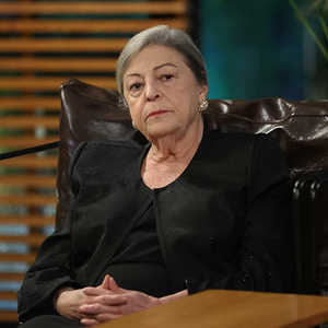 Fotoğraf Kendi Düşen Ağlamaz