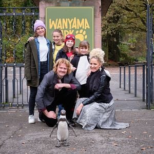 Fotoğraf Kaos Kardeşler ve Penguen Paul