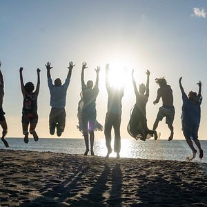 Fotoğraf One Year Off