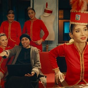 Fotoğraf Dört Kız Kardeş