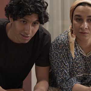 Fotoğraf Adila Bendimerad