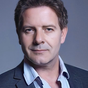 Fotoğraf Doğu Aytun