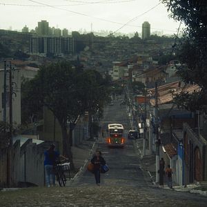 Fotoğraf Cidade; Campo