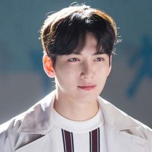 Fotoğraf Ji Chang-Wook