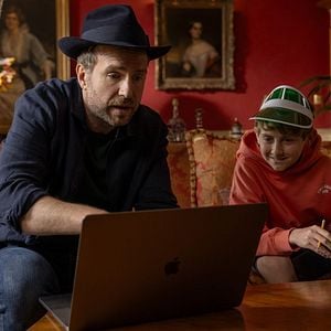 Fotoğraf Rafe Spall