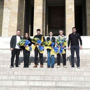 Fotoğraf Zaferin Rengi