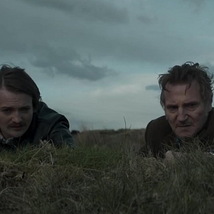 Fotoğraf In The Land Of Saints And Sinners