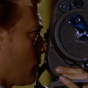 Fotoğraf Peeping Tom