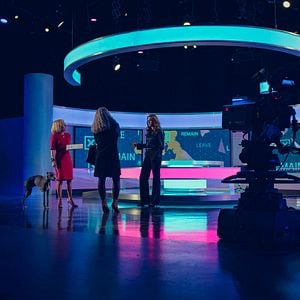 Fotoğraf Romola Garai