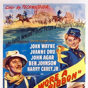 Fotoğraf Sarı Kurdeleli Kız