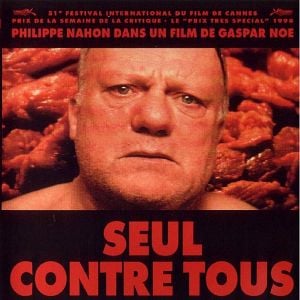 Fotoğraf Herkese Karşı Tek Başına