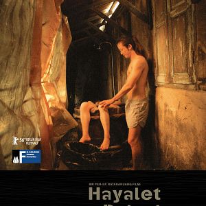 Fotoğraf Hayalet Dalgalar