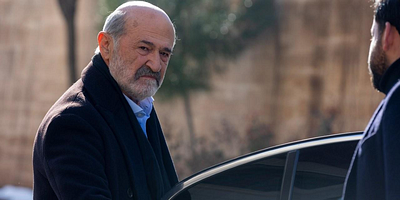 Uzak Şehir 48.Bölüm posteri