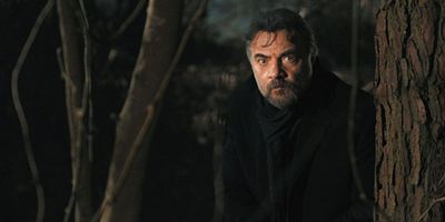 Ben Bu Cihana Sığmazam 62.Bölüm posteri