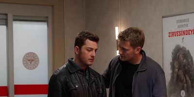 Ateş Kuşları 50.Bölüm posteri