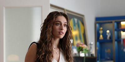 Leyla 2.Bölüm posteri