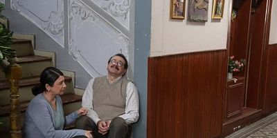 Üç Kız Kardeş 79.Bölüm posteri