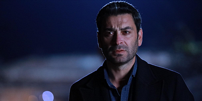 Uzak Şehir 13.Bölüm posteri