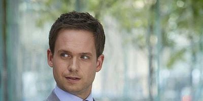 Two in the Knees posteri