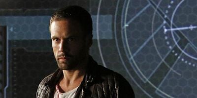 Heavy is the Head posteri